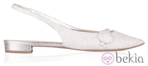 Zapatos planos de la colección primavera/verano 2014 de Pura López