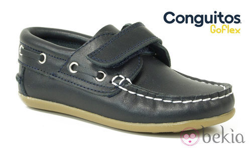 Mocasín negro de la colección primavera/verano 2014 de Conguitos