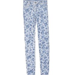 Pantalón reversible estampado de flores de la línea 'Índigo Revolution' de Bershka en 2014
