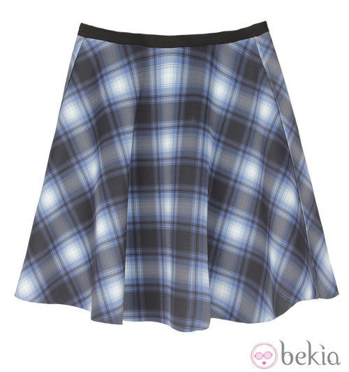 Falda de neopreno reversible de cuadros de la línea 'Índigo Revolution' de Bershka en 2014