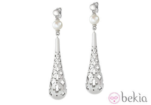 Pendientes en acero con perla de la colección 'Ducale' presentada por Morellato en 2014