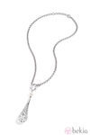 Colgante en acero con perla blanca de la colección 'Ducale' presentada por Morellato en 2014