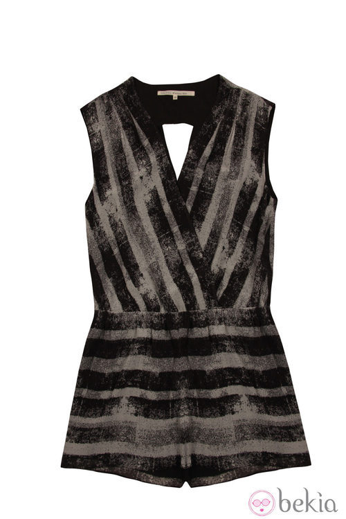 Mono negro con rayas grises de la colección primavera/verano 2014 de Rachel Roy
