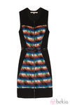 Vestido de tirantes con estampado geométrico de la colección primavera/verano 2014 de Rachel Roy