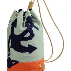 Bolso estilo saco de la colección primavera/verano 2014 de Master & Muse