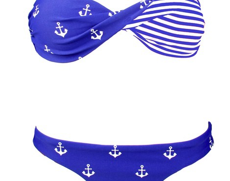 Bikini bandeau con estampado marinero de la colección de baño de Bershka 2014