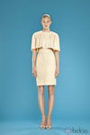 Vestido con maxivolante en el cuello de la colección 'Dolores Promesas Resrot' para primavera/verano 2014