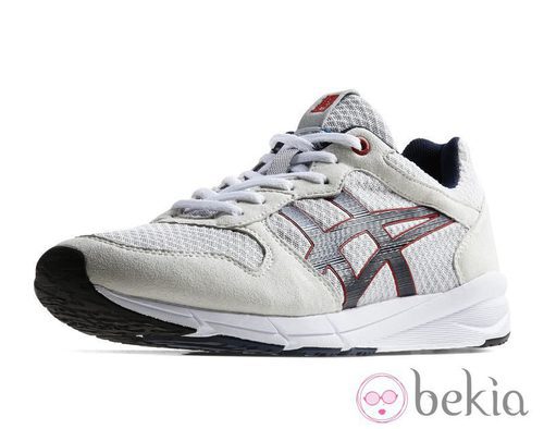 Zapatilla en tonos grises de la colección primavera/verano 2014 'My town my tracks' de Onitsuka Tiger