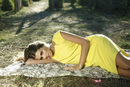 Vestido monocolor amarillo de la colección primavera/verano 2014 de Indi & cold