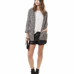 Conjunto b/w con short de PU de la colección para primavera 2014 de Springfield