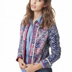 Conjunto denim con chaqueta estampda de la colección para primavera 2014 de Springfield