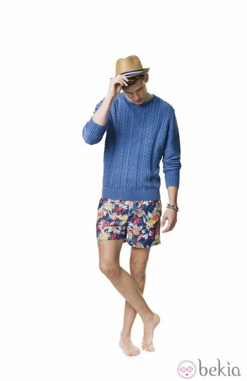 Bañador con estampado de flores y jersey de punto de la colección para verano 2014 de Springfield