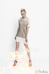 Vestido blanco y dorado de la colección primavera/verano 2014 de VAN-DOS