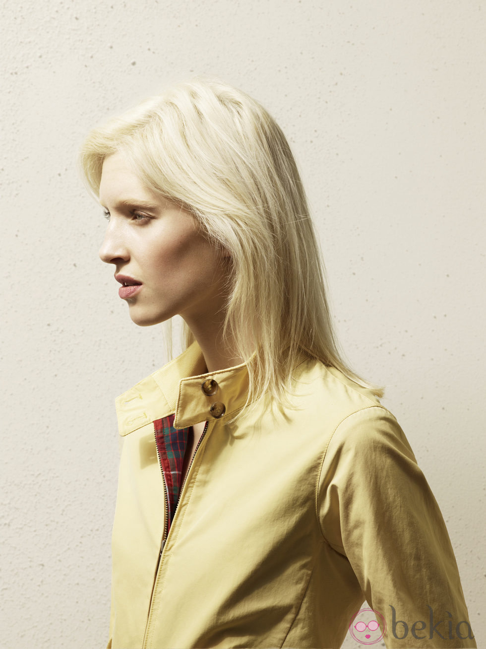 Chaqueta G9 en tono amarillo pastel de la colección primavera/verano 2014 de Baracuta