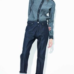 Conjunto de camisa y pantalón vaqueros de la colección primavera/verano 2014 de Closed