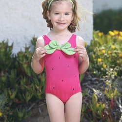 Bañador entero sandía de la colección para verano 2014 de Dolores Cortés Kids