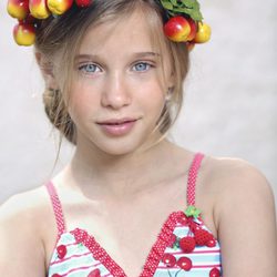 Bikini con estampado de frutas de la colección para verano 2014 de Dolores Cortés