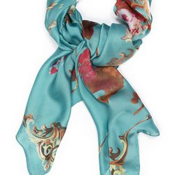 Pañuelo turquesa con motivos de la colección primavera/verano 2014 de Tantrend