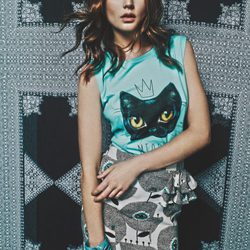 Conjunto de camiseta y falda en turquesa de la colección primavera/verano 2014 de Paramita