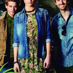 Denim y estampado tropical en la colección para primavera 2014 de Springfield