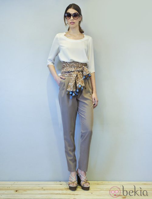 Conjunto en tono tostado de la colección primavera/verano 2014 de Eduardo Rivera