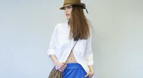 Pantalón 'baggy' en azul eléctrico de la colección primavera/verano 2014 de Eduardo Rivera