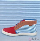 Zapatilla 'Chukka' con rayas marineras de la colección para verano 2014 de Victoria