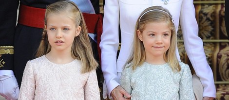 La Princesa Leonor y la Infanta Sofía durante la proclamación de Felipe VI