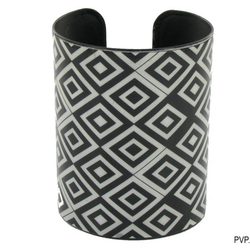 Brazalete en b&w geométrico de Tantrend para verano 2014