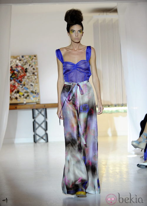 Pantalón palazzo estampado de Josep Font, colección primavera 2012