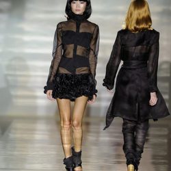 Transparencias en el desfile de Roberto Verino en Cibeles