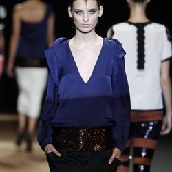 Vestido corto de Miguel Palacio, colección primavera de 2012