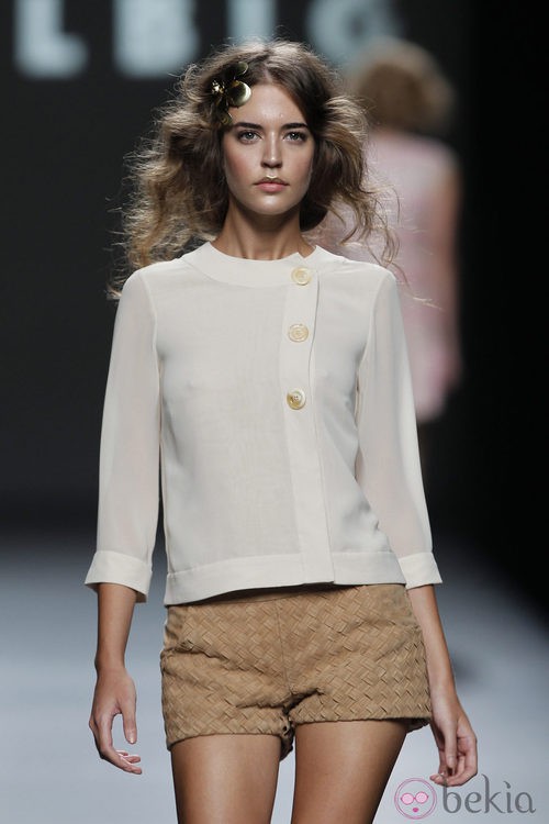 Short de ante de Teresa Helbig, colección primavera de 2012