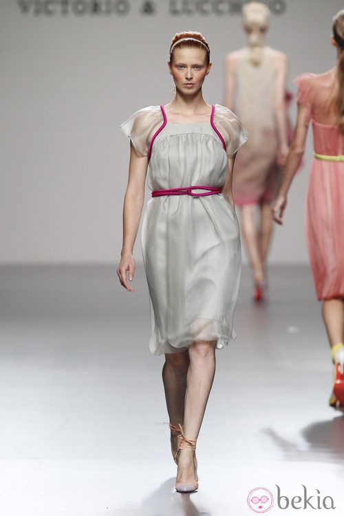 Propuesta de Victorio & Lucchino en Cibeles para la primavera/verano 2012
