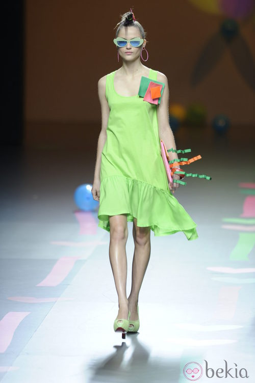 Vestido verde de Ágatha Ruiz de la Prada en Cibeles