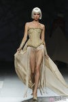 Corsé trenzado de Maya Hansen en Cibeles, colección de primavera de 2012