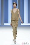 Mono dorado de la colección primavera 2012 de Sita Murt en Cibeles