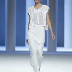 Conjunto blanco de la colección primavera 2012 de Sita Murt en Cibeles