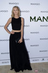 Toni Garrn antes del desfile de Mango en la 080 Barcelona Fashion otoño/invierno 2014