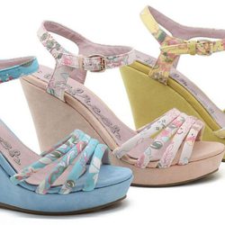 Sandalias de cuña en tonos pastel de Refresh para verano 2014