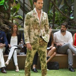 Estampado tropical, protagonista del desfile de Emidio Tucci para primavera/verano 2015