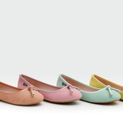 Bailarinas en tonos claros de la colección verano 2014 de Trendy Too