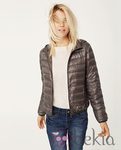 Abrigo de plumas de la colección otoño/invierno 2014/2015 de Suiteblanco