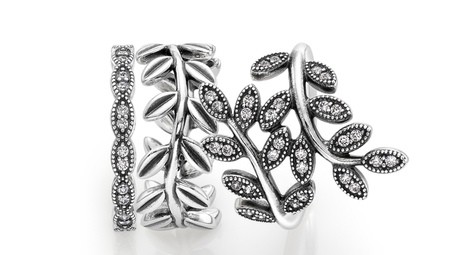 Anillos de plata y circonitas cúbicas de la colección 'Hojas de Otoño' para otoño 2014 de Pandora