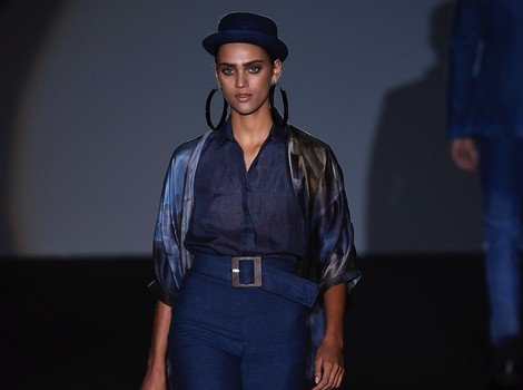 Modelo vaquero de Roberto Verino en Madrid Fashion Week primavera/verano 2015