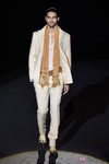 Traje de color crema de Roberto Verino en Madrid Fashion Week primavera/verano 2015