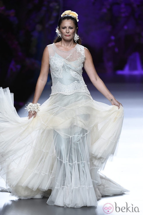 Vestido con mucho vuelo de Francis Montesinos en Madrid Fashion Week primavera/verano 2015
