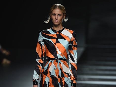 Vestido muy vaporoso de Juanjo Oliva en Madrid Fashion Week primavera/verano 2015
