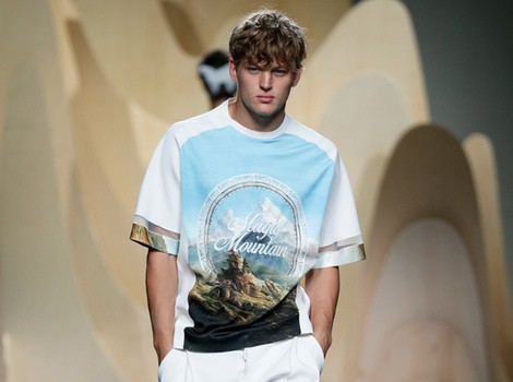 Sudadera 'Magic Mountain' de Ana Locking en Madrid Fashion Week primavera/verano 2015