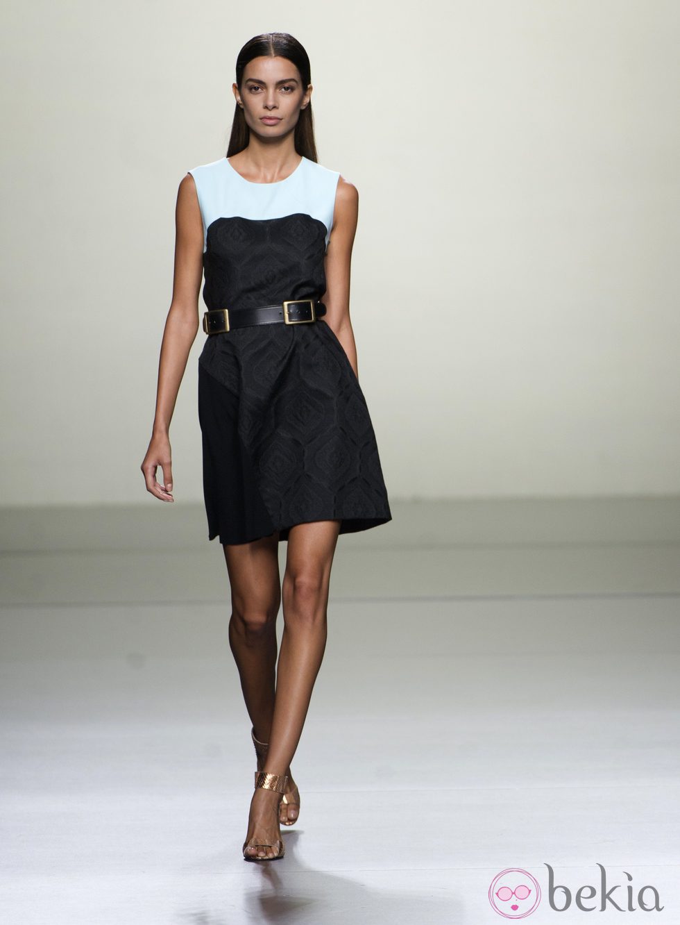 Vestido black&white de Roberto Torretta en Madrid Fashion Week primavera/verano 2015